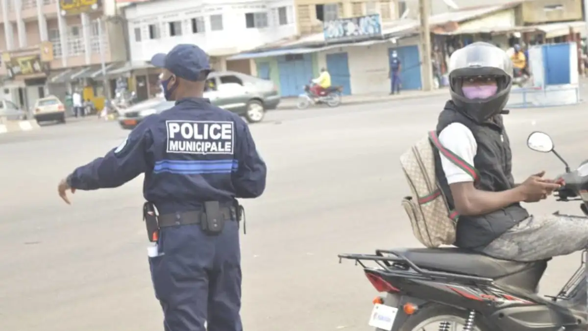 Bénin Recrutement de 1100 élèves agents de police municipale YOP L FRII