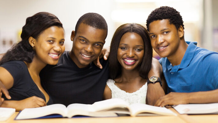 Programme de bourse Chatham House Mo Ibrahim Foundation Academy 2022/2023 pour jeunes africains