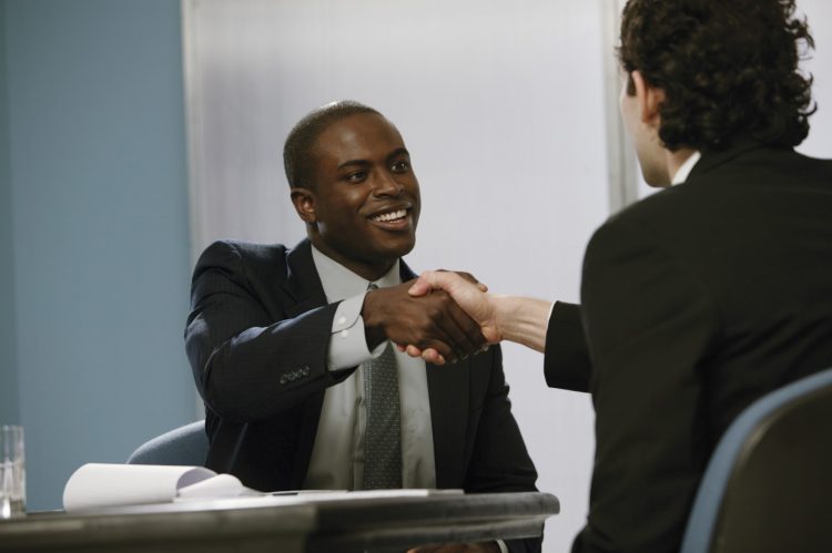 Togo une société recrute pour ces 02 postes (27 Avril 2022)