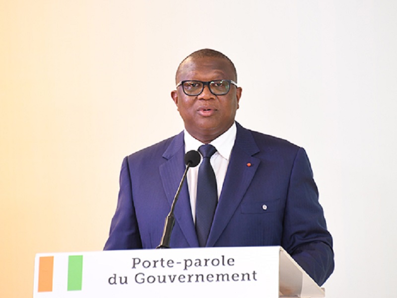 propriétaires terriens Côte d'Ivoire : les réfrigérateurs et climatiseurs de seconde main ne seront plus...