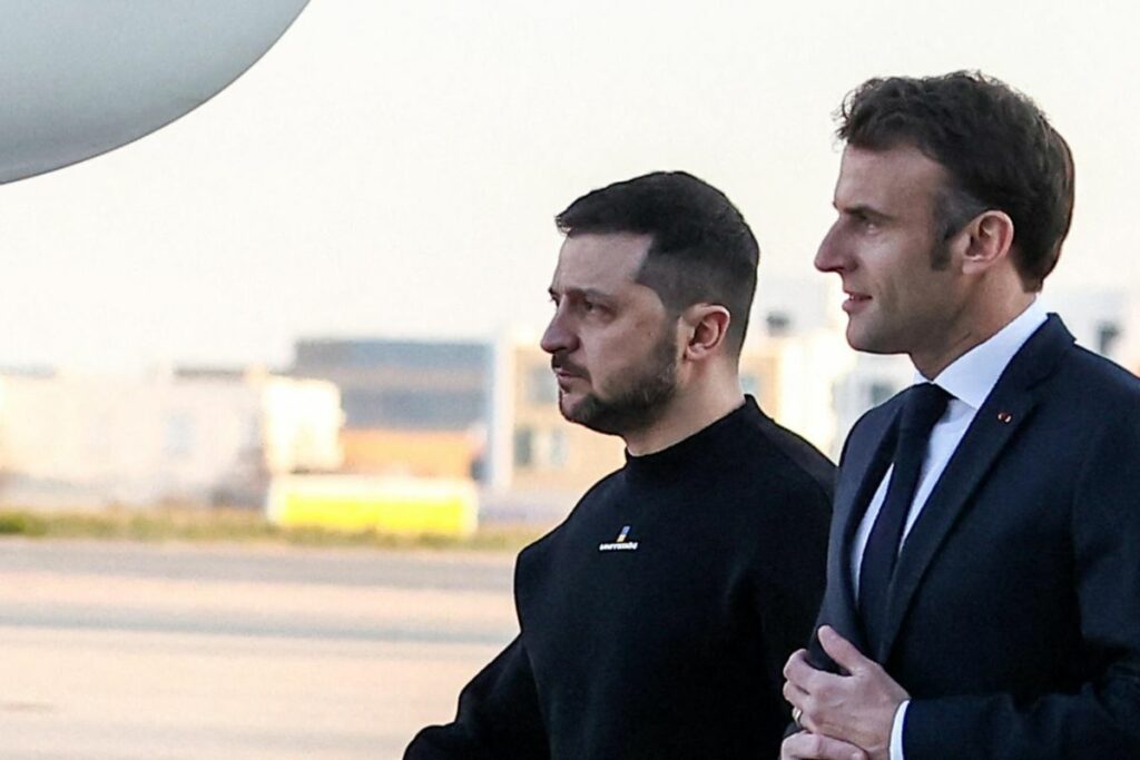 Guerre en Ukraine : Macron et Zelensky signeront deux accords pour…