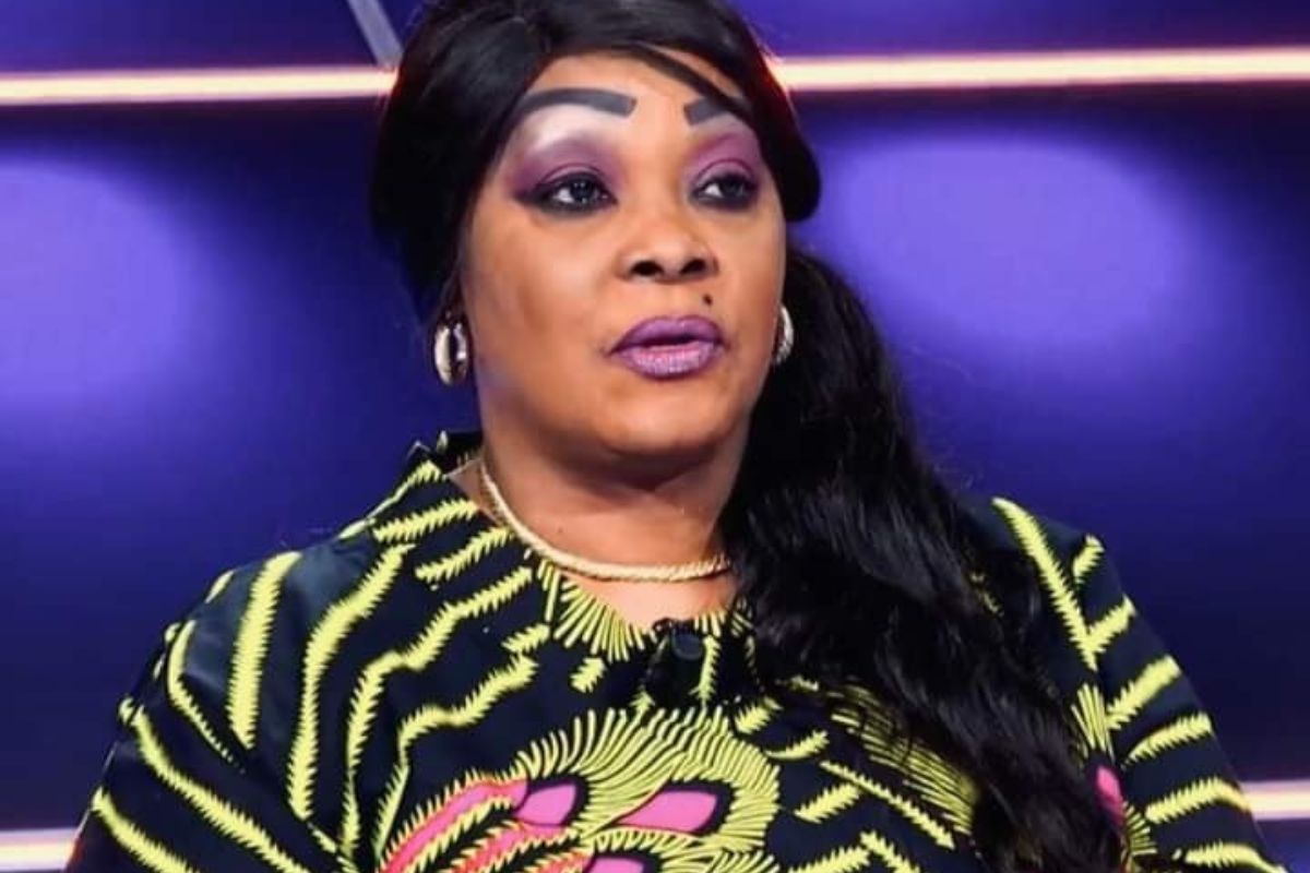 Tina Glamour : Le nouveau look de la mère d’Arafat met la toile en feu(vidéo)