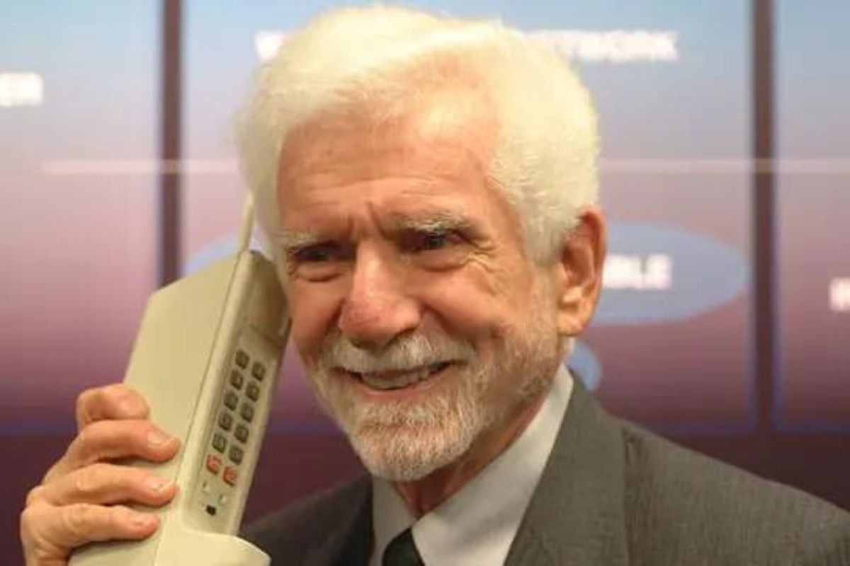 inventeur téléphone portable prochains smartphones