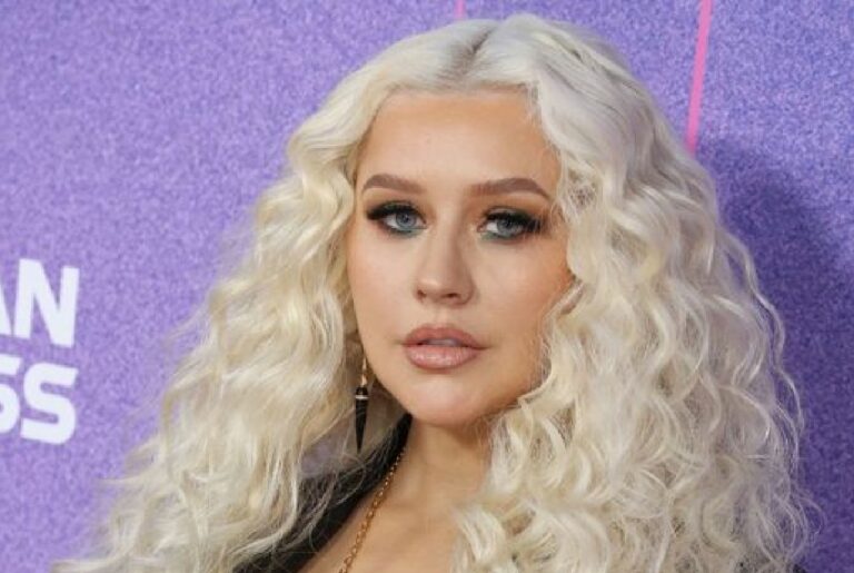 Christina Aguilera Jai été La Dernière à Perdre Ma Virginité 7575