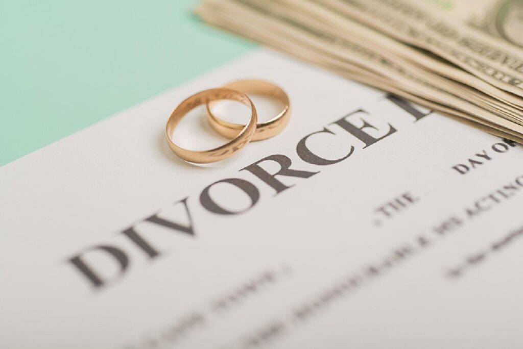 Divorce le plus cher de l'histoire : un PDG condamné à verser 1 milliard $ à son ex-femme