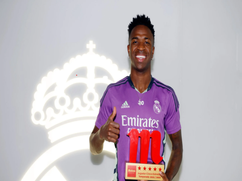 Vinicius : La star brésilienne reçoit une belle distinction