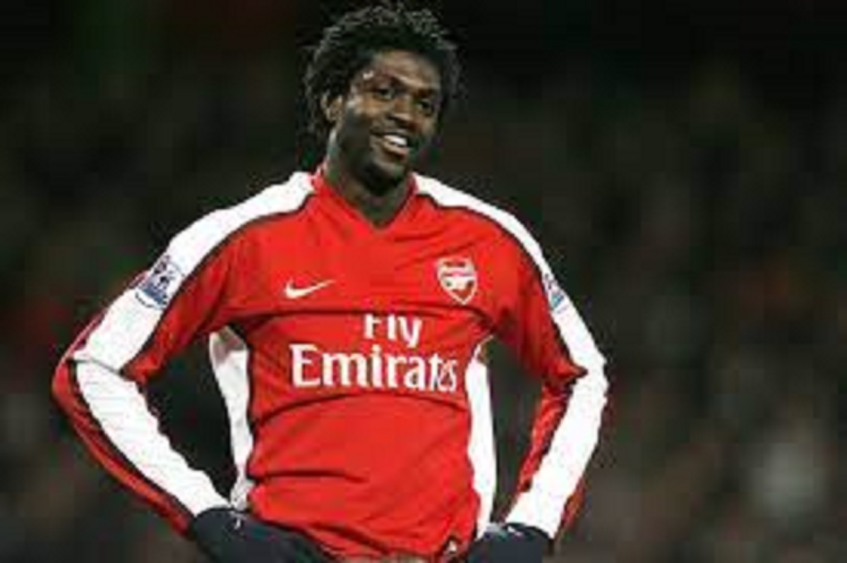 Adebayor match plus difficile