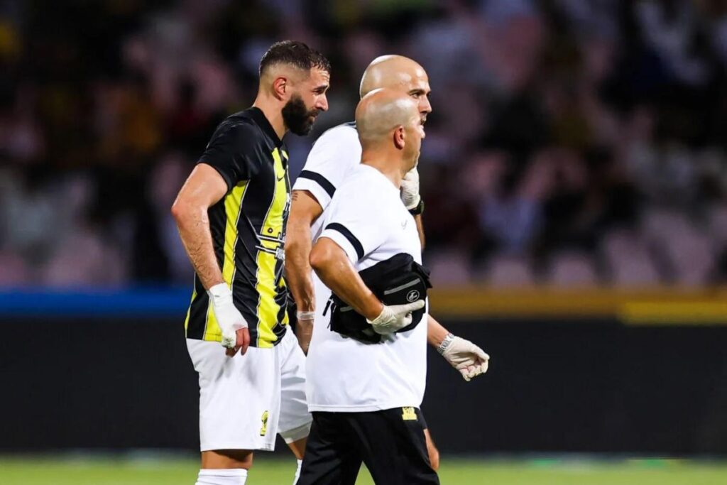 Al-Ittihad : Benzema et ses coéquipiers boycottent un match à cause d’une statue !