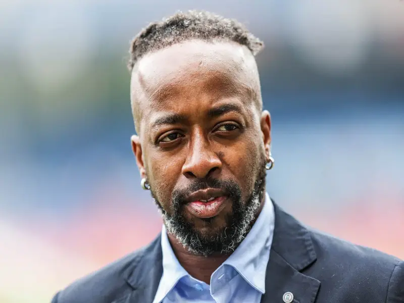 Sidney Govou : “Ce joueur avait tout pour rivaliser avec Messi et Ronaldo”