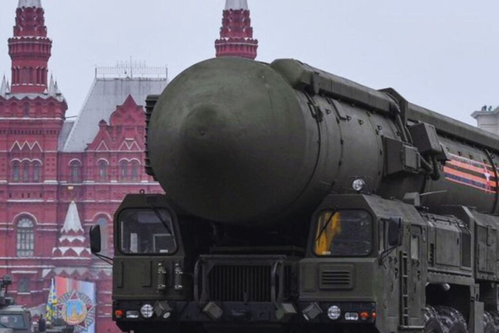 Armement : la Corée du Nord provoque les Etats-Unis avec ce gigantesque missile