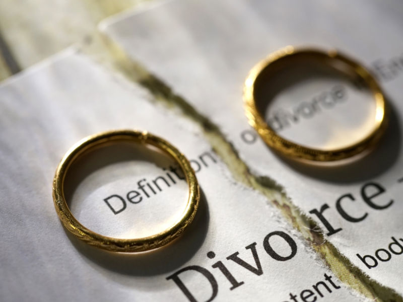 Ce pays fait fort ; 6 mois de travail forcé pour les couples qui divorcent