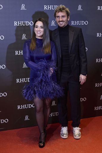 Lifestyle  le couple Griezmann éblouit la toile lors d’une sortie (images)