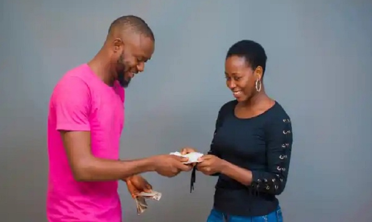 Homme Femme Salaire