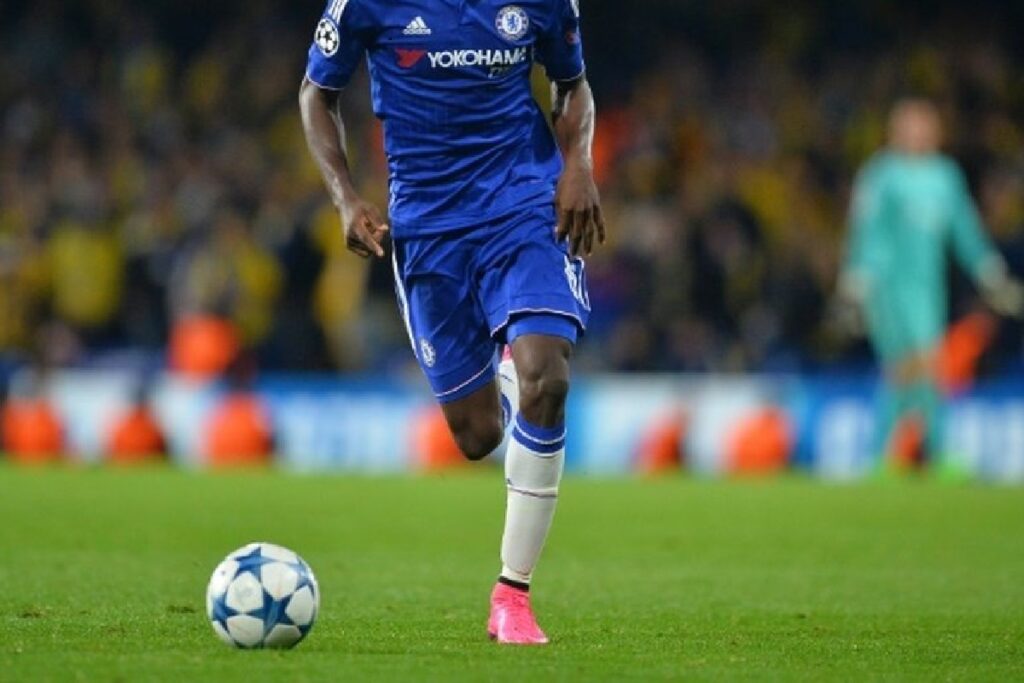 ancien joueur de Chelsea