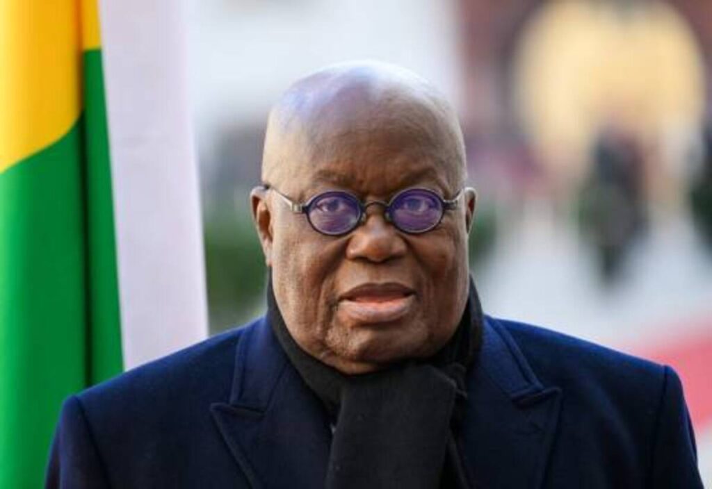 Le président ghanéen révoque son ministre des finances sur fond de crise économique