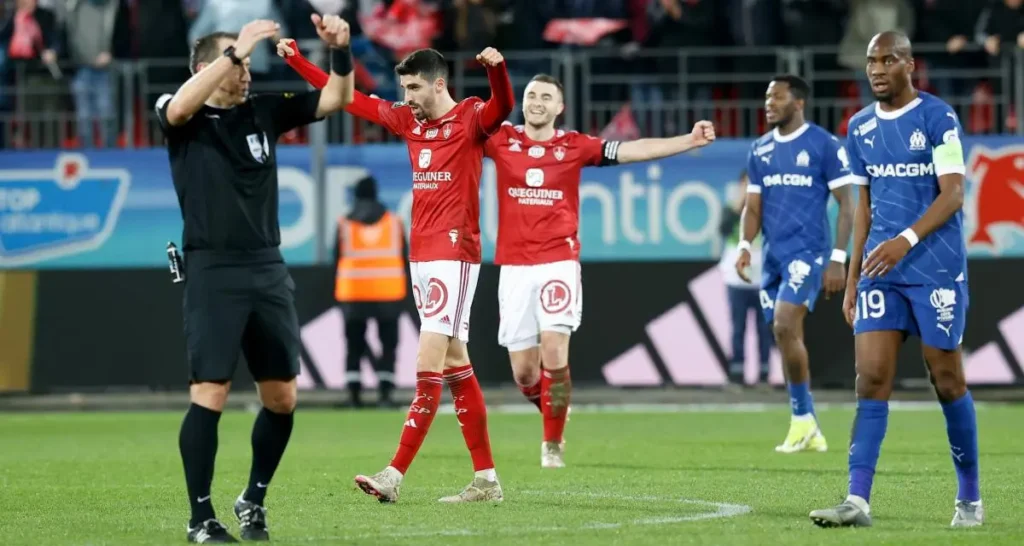 Ligue / Défaite de Marseille : « On n'est pas une vraie équipe, c'est ça que je regrette »