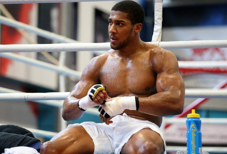 Anthony Joshua Veut Régler Ses Comptes Avec Les Insultes De Son