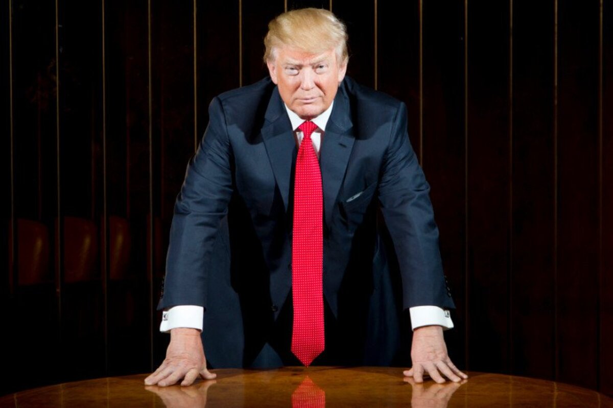 Microsoft : Donald Trump durcit le ton et exige le licenciement immédiat de...