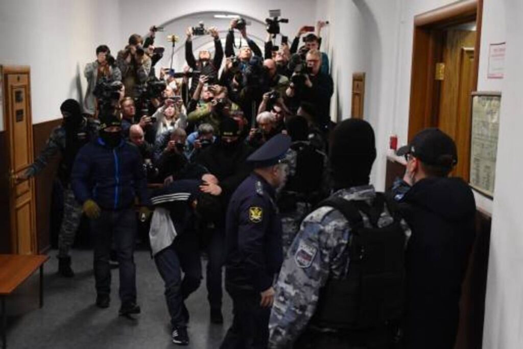 Russie deux adolescents héroïques récompensés après l'attentat près de Moscou