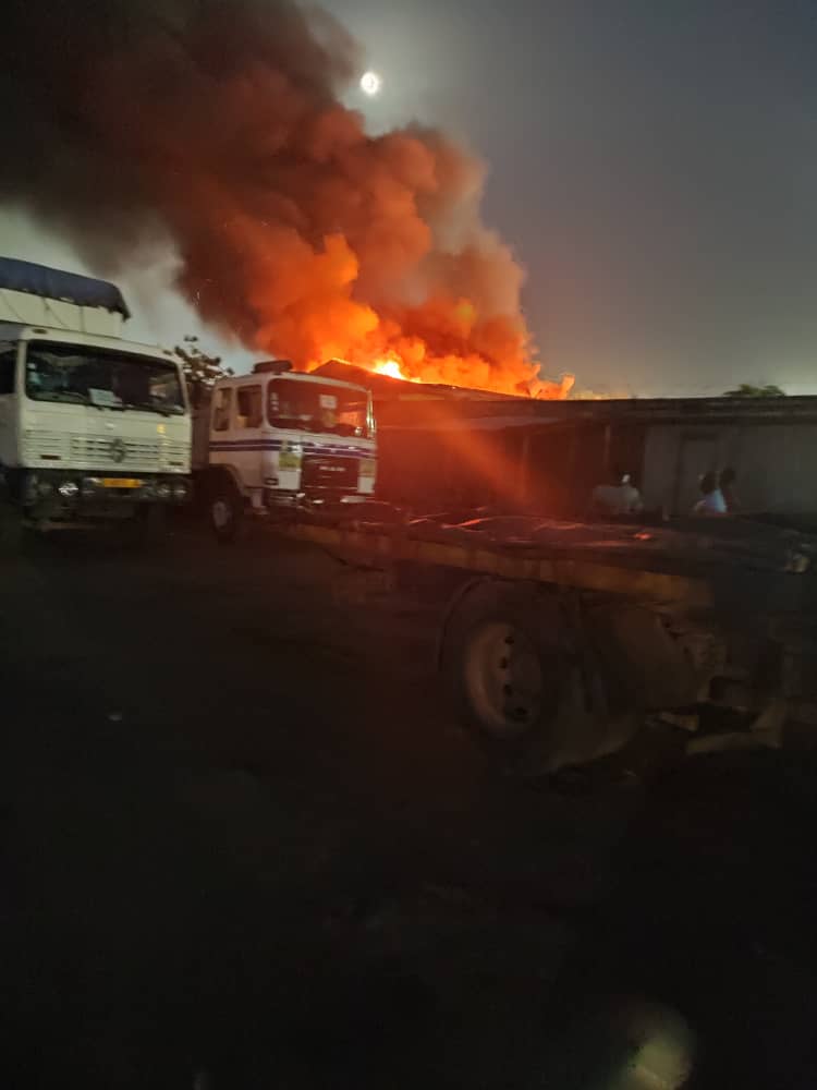 [Urgent] Togo : Le Port Autonome de Lomé en proie à un incendie ? (Vidéos)