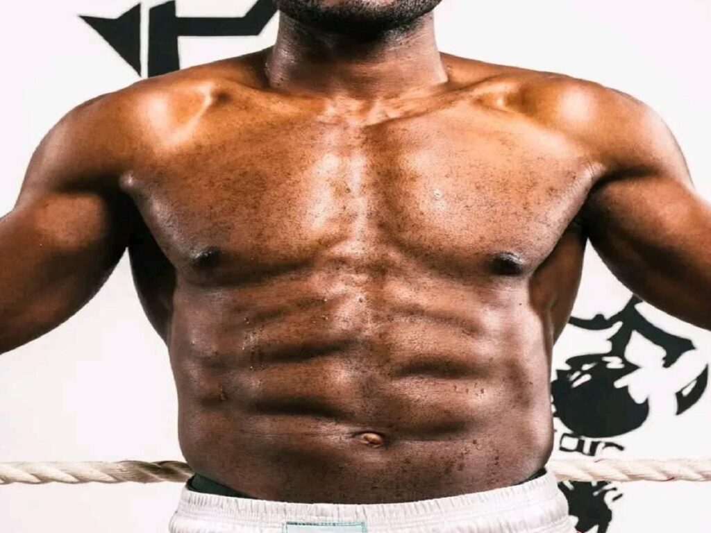 Grand Boxeur Africain