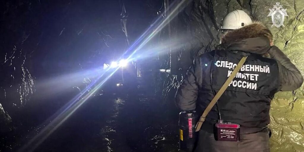 enfant sous terre Russie