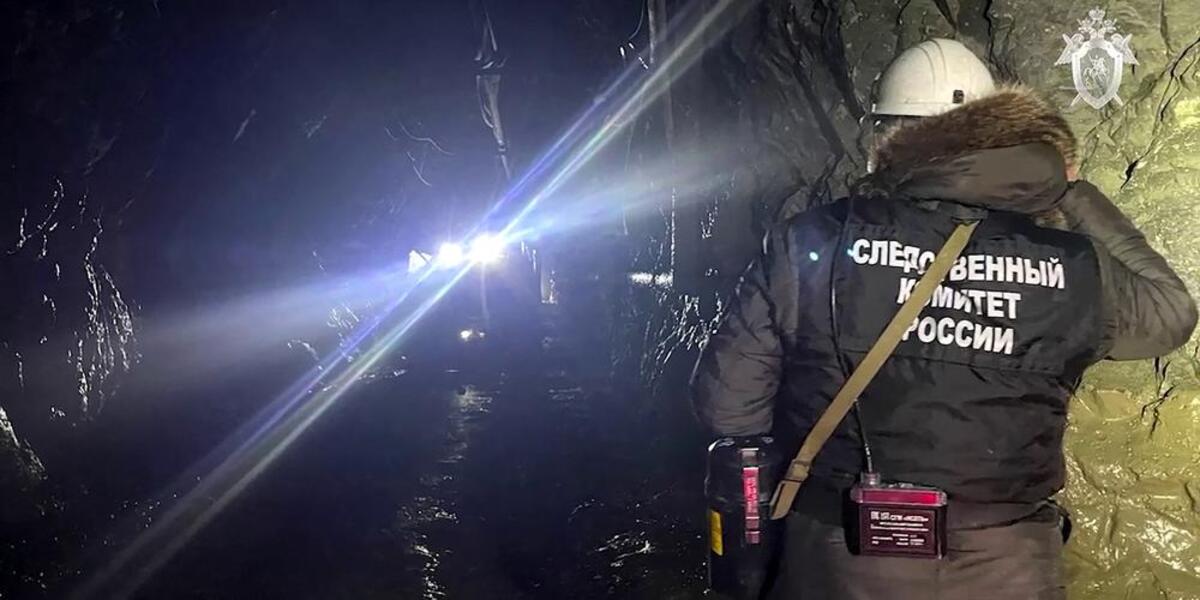 enfant sous terre Russie