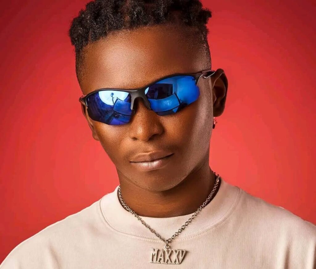 Willy Baby toujours en pleurs, le rappeur reçoit un message piquant venant d’un blogueur