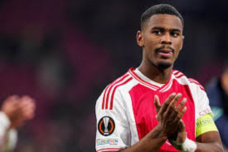 Arsenal Jorrel Hato
