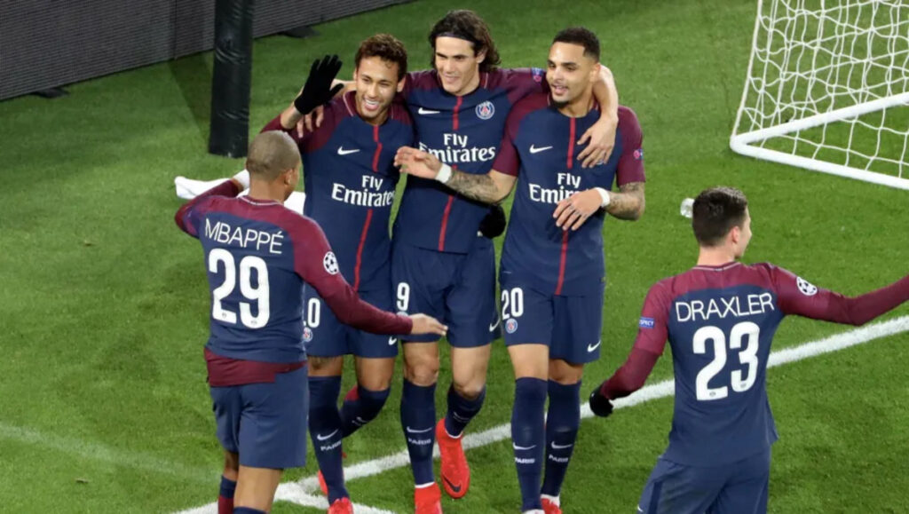 Clap de fin pour cet ancien joueur du PSG : il annonce sa retraite internationale