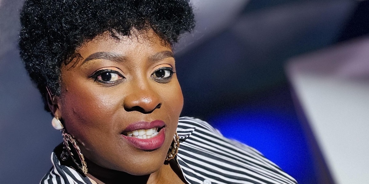 Evelyne Deba