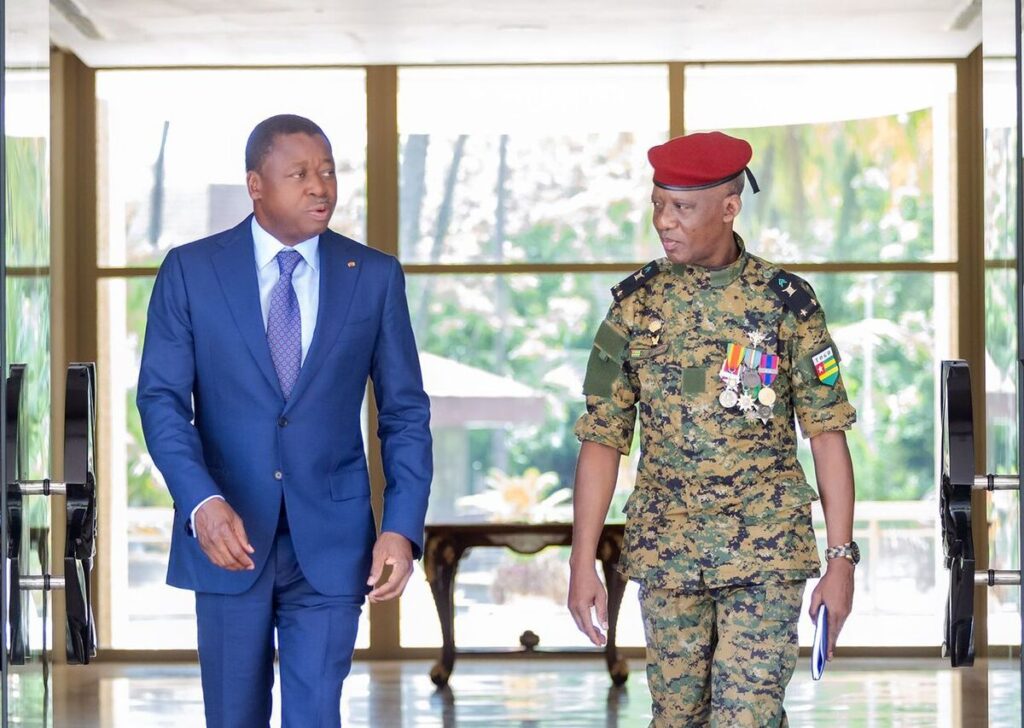 Togo : le Général Allaharé Dimini reçoit les bénédictions du président Faure