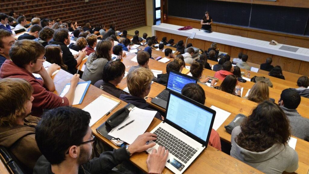 France : mauvaise nouvelle pour les étudiants; ils risquent de...