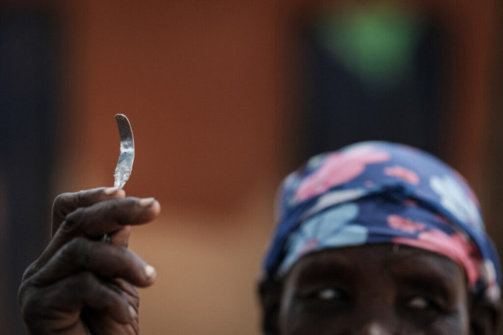 La lutte contre les mutilations génitales féminines en danger, selon l'ONU