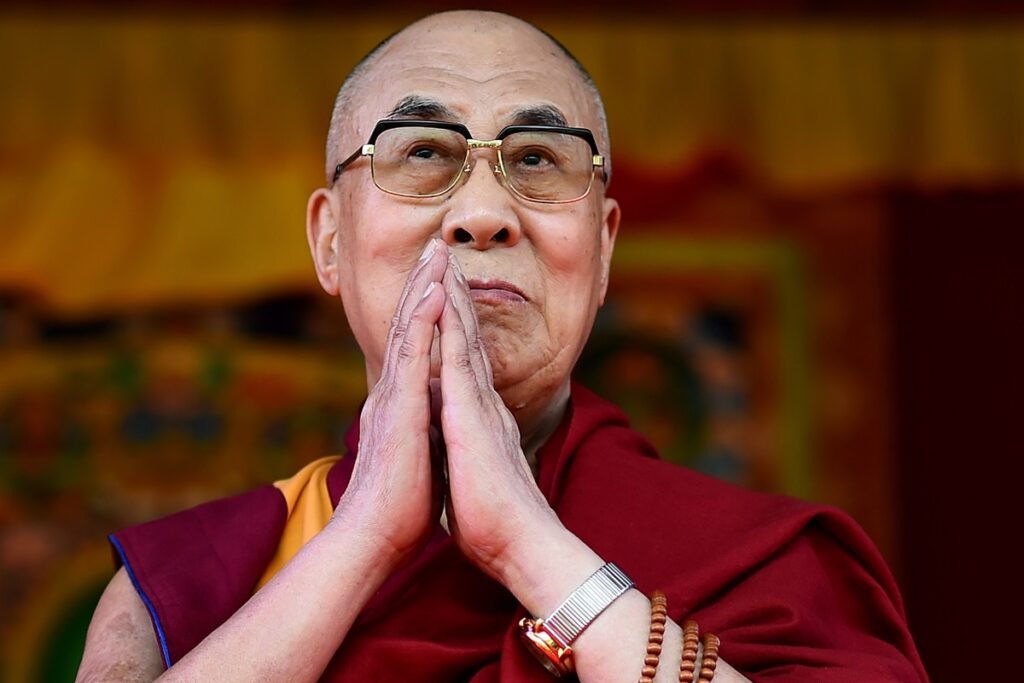 Le dalaï-lama débarque aux États-Unis et suscite la colère de ce pays