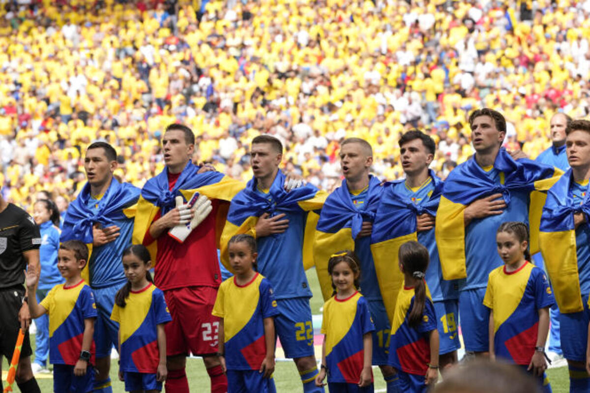 Euro 2024 : après la lourde défaite contre la Roumanie, l’équipe d’Ukraine chasse son entraineur du vestiaire !