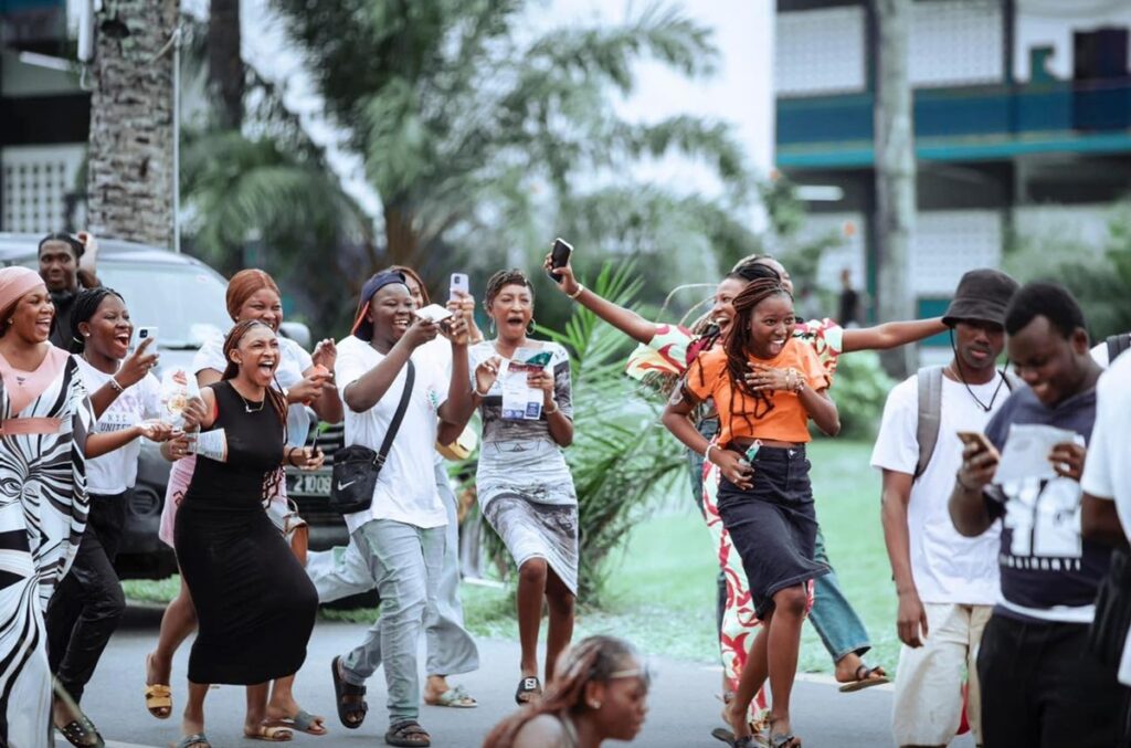 Festival bacheliers meilleures élèves Côte d'Ivoire/BAC 2024 : il fait sa première tentative en 2002 et finit par l'obtenir après...