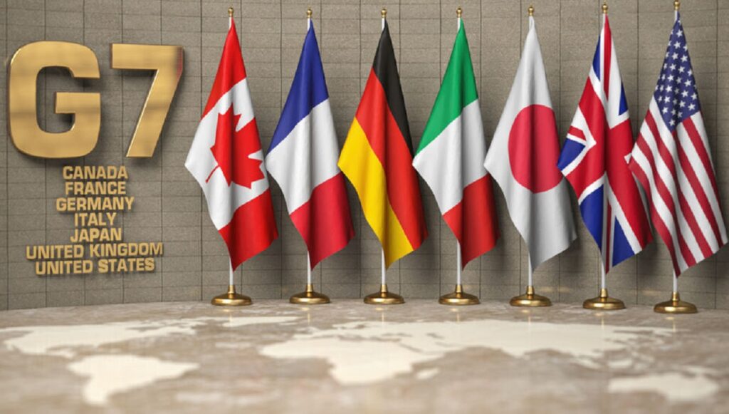 G7 Pays Armée Femme