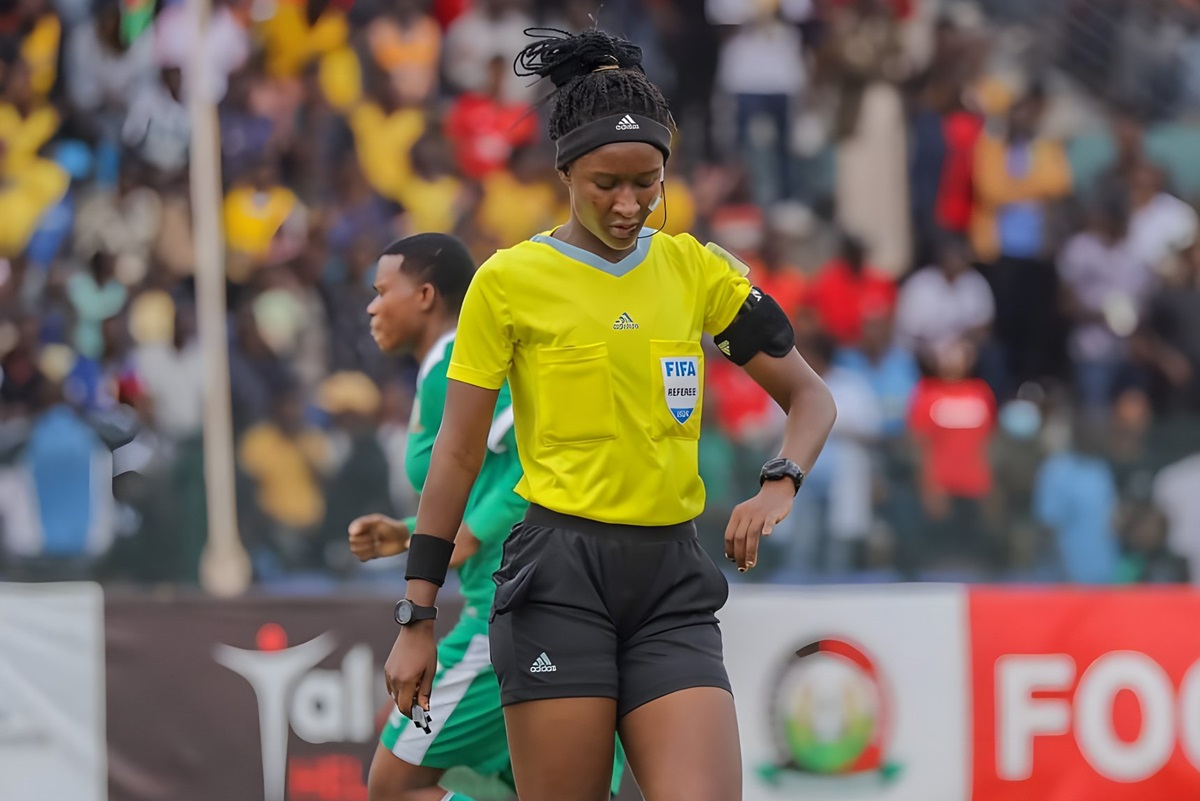 Sélectionnée pour arbitrer la Coupe du monde U20, Natacha Konan reçoit un cadeau inestimable de la FIF