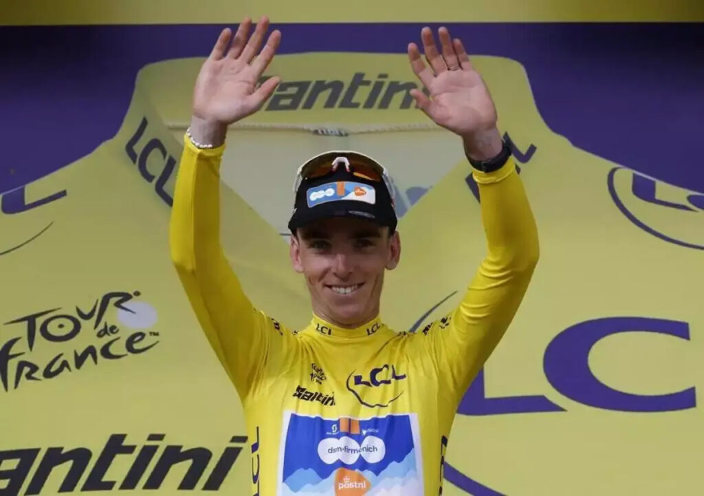 Législatives: le cycliste Romain Bardet "vraiment soulagé" par les résultats