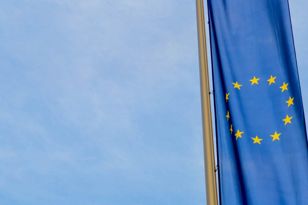 UE