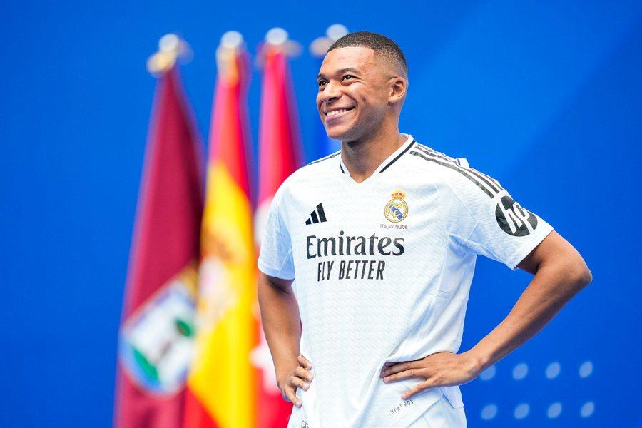 “C’est ce qu’il m’a dit”, Mbappé avait échangé avec Cristiano Ronaldo avant de signer au Real