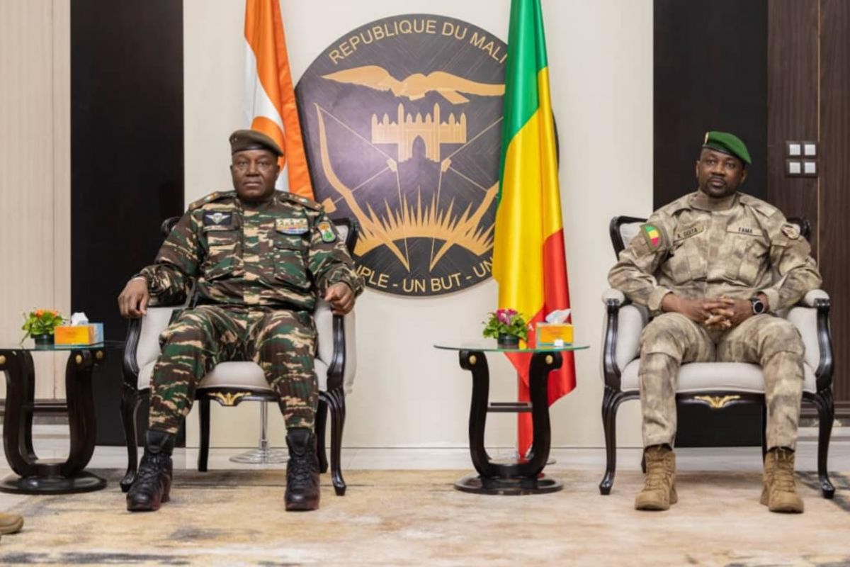 Sahel : le Mali et le Niger signent un accord pour fournir du carburant à la...