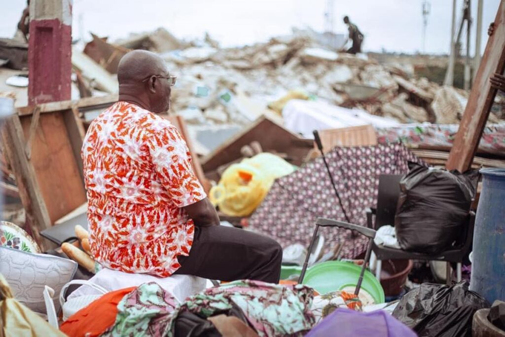 La Guinée a donné ce dimanche 15 septembre 2024, lors d'une cérémonie des terres aux milliers de victimes d'évictions forcées menées par les gouvernements précédents, Côte d'IvoireDéguerpissement la communauté burkinabé offre aux déguerpis des...