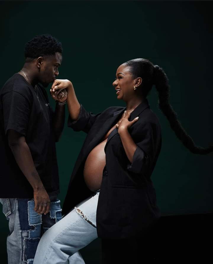 Didi B : le rappeur annonce l'arrivée de son premier enfant (images)