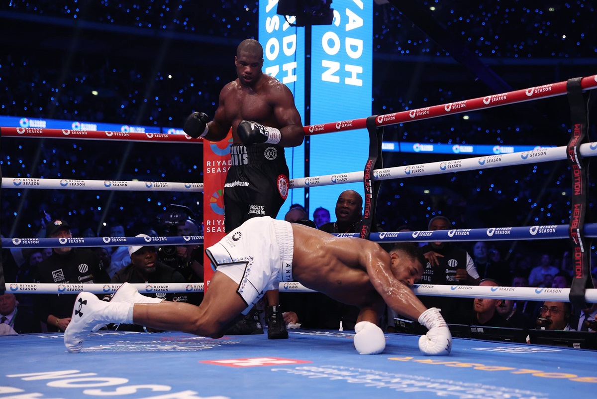 Oleksandr Usyk réagit à la défaite d’Anthony Joshua
