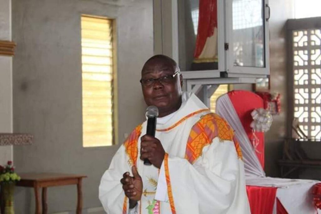 Togo : le Révérend Père Paul AMEGASHIE tire sa révérence