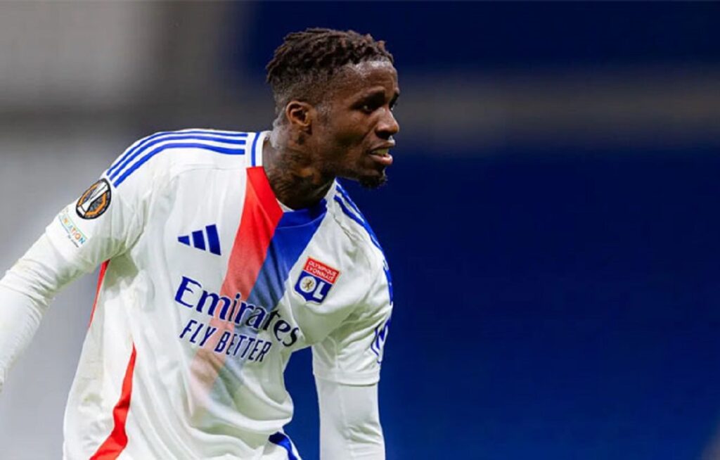 Wilfried Zaha : encore une mauvaise nouvelle pour le footballeur - YOP  L-FRII