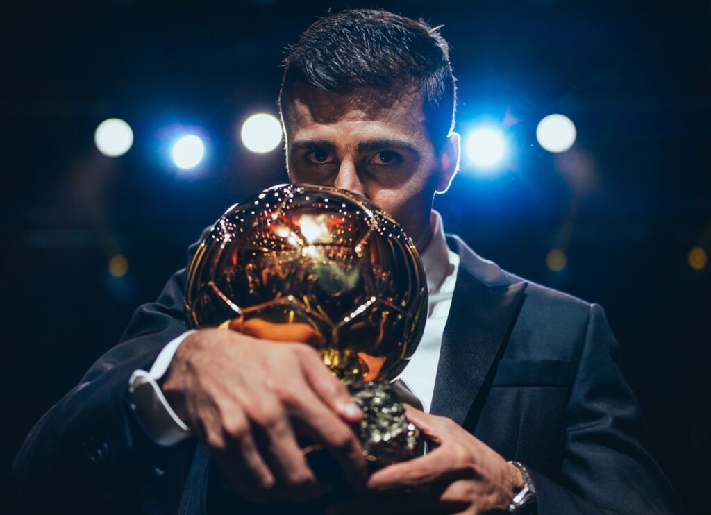 Rodri : « J'ai gagné le Ballon d'Or parce que j'ai fait la chose la plus difficile du football qui est ...»