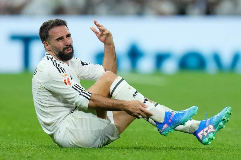 Real Madrid : Carlo Ancelotti a trouvé le remplaçant de Carvajal